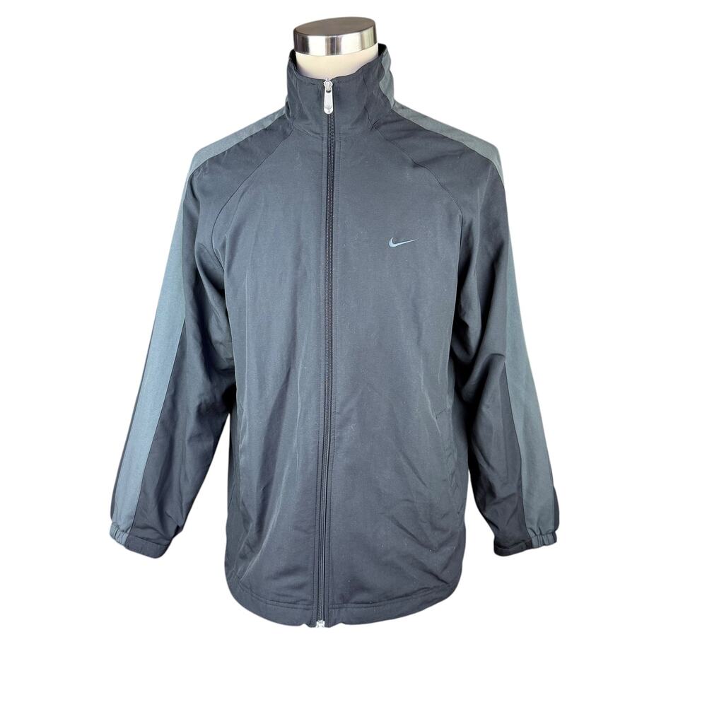 Nike Men's L Lightweight Windbreaker Jacket, Black & Gray Performance Outerwear